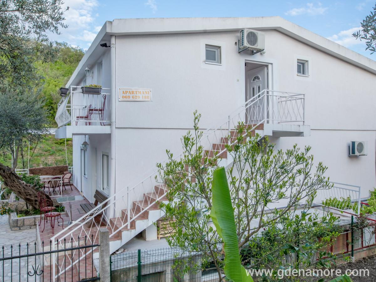 Apartmani Filipovic, privatni smeštaj u mestu Buljarica, Crna Gora - MLM_3594